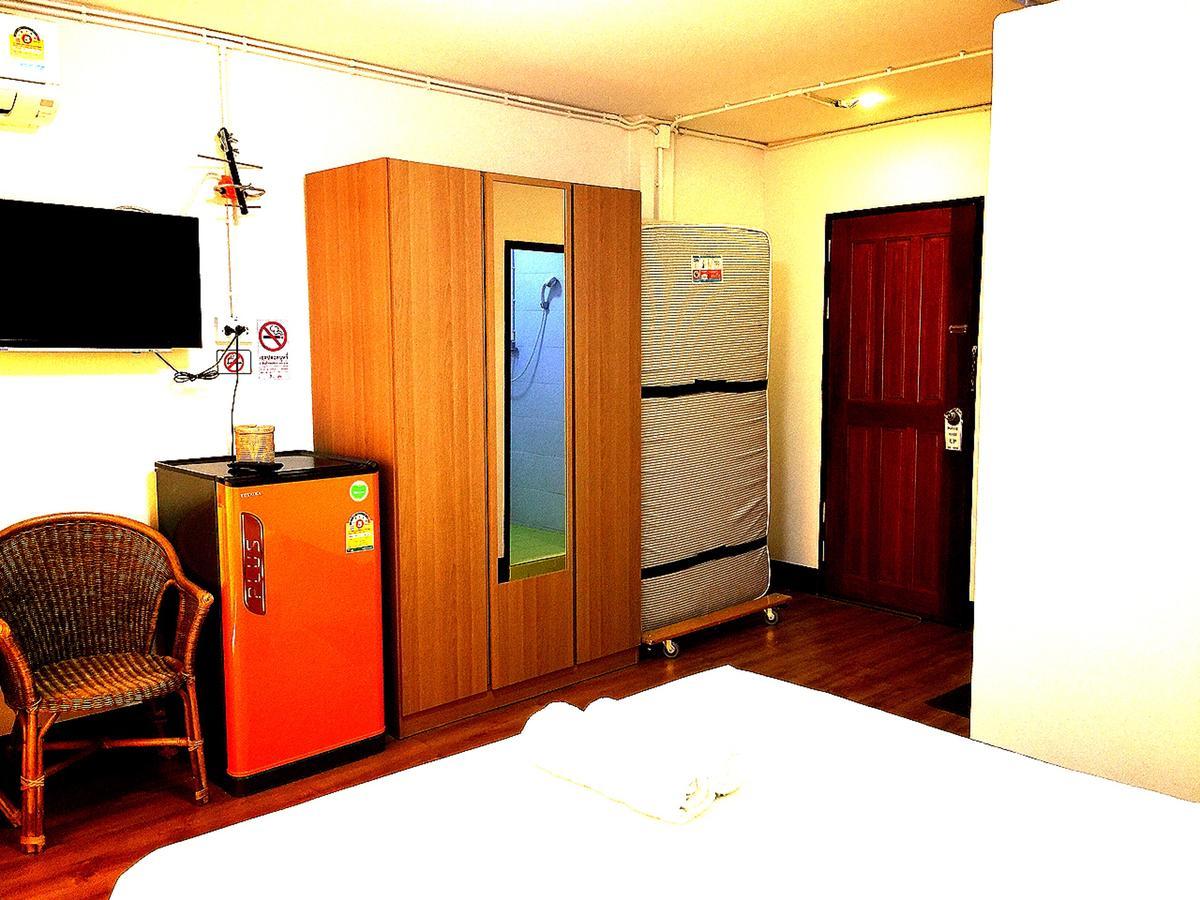 Home @Samlan Soi 1 Csiangmaj Kültér fotó